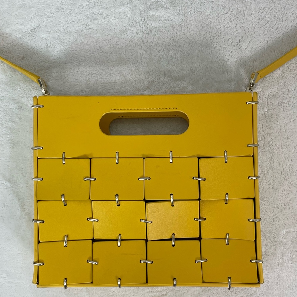 Kate Spade ♠️ Celia Leather Medium Handle Clutch